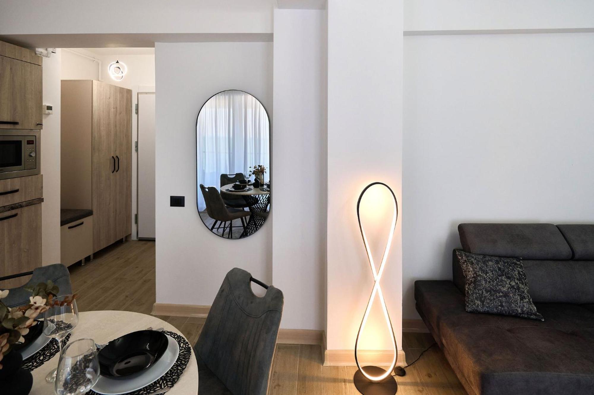 Alma Apartment In Infinity Beach Resort - Parking Mamaia Bagian luar foto