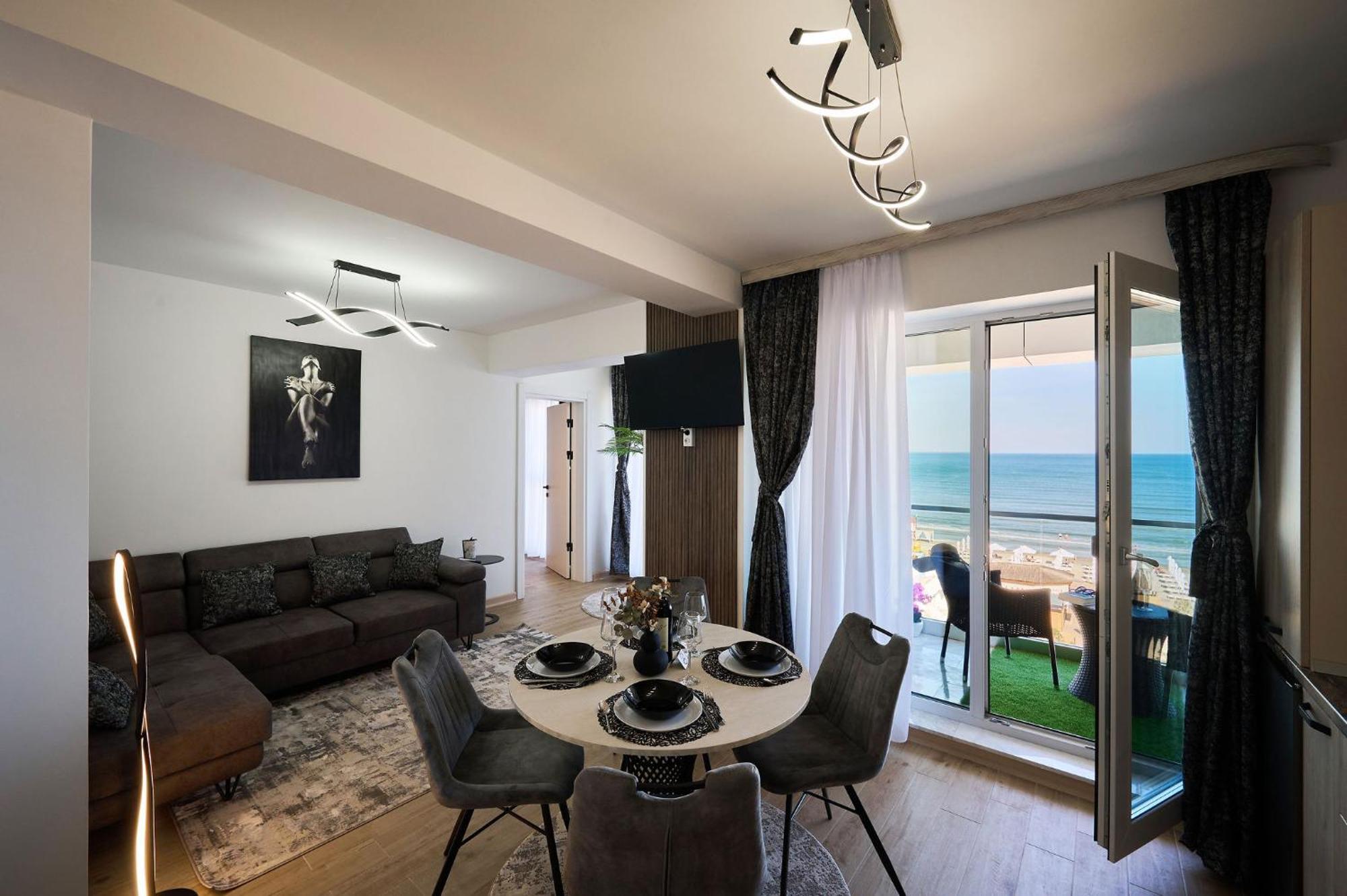 Alma Apartment In Infinity Beach Resort - Parking Mamaia Bagian luar foto